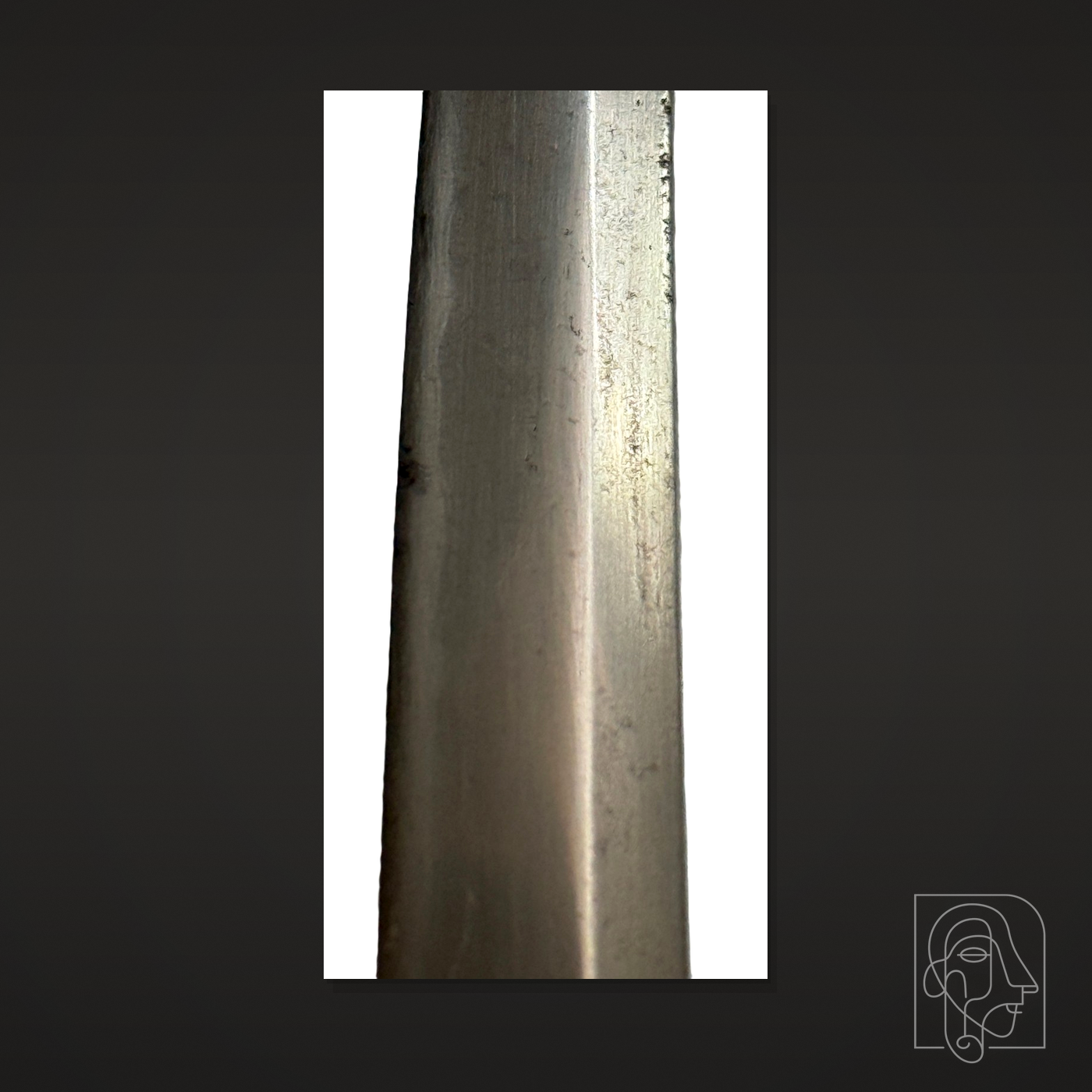 Japanese blade Signed: 肥前国吉次 — Hizen no Kuni Yoshitsugu, JCA