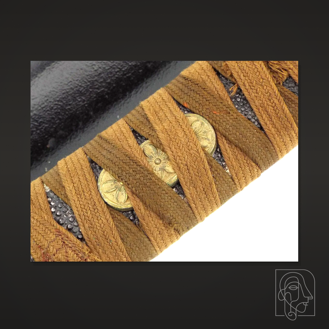 Japanese blade Signed: 肥前国吉次 — Hizen no Kuni Yoshitsugu, JCA