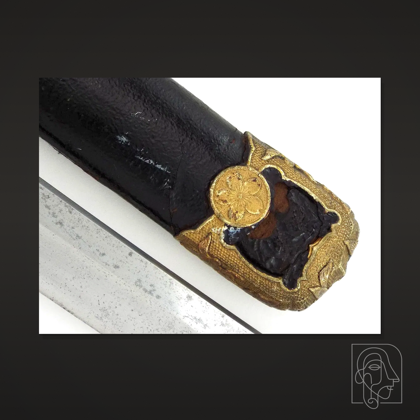 Japanese blade Signed: 肥前国吉次 — Hizen no Kuni Yoshitsugu, JCA